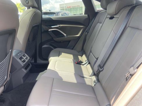 New 2025 Audi Q5 Premium image 13