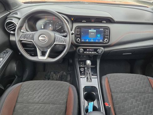 Used 2023 Nissan Kicks SR w/ Interior Electronics Package image 27