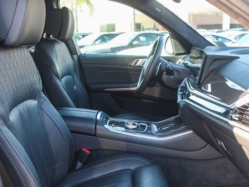 Used 2025 BMW X5 M60i image 16