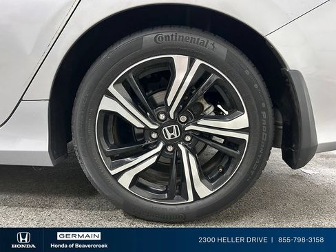 Used 2018 Honda Civic Touring image 15
