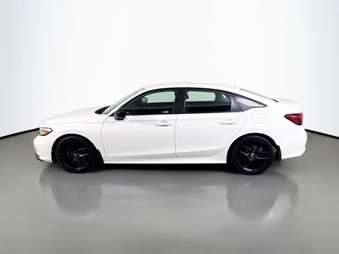 Used 2025 Honda Civic Sport image 6