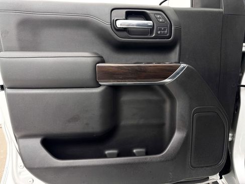 Used 2019 GMC Sierra 1500 SLT AWD/4WD image 22