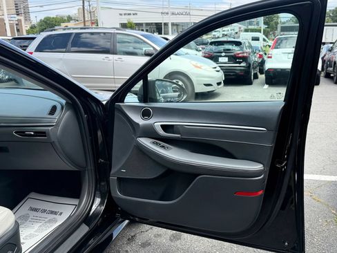 Used 2020 Hyundai Sonata Limited w/ Cargo Package FWD image 34