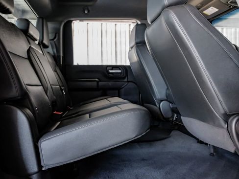 Used 2024 Chevrolet Silverado 2500 W/T image 34