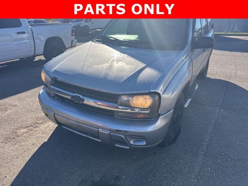 Used 2007 Chevrolet TrailBlazer LS image 2