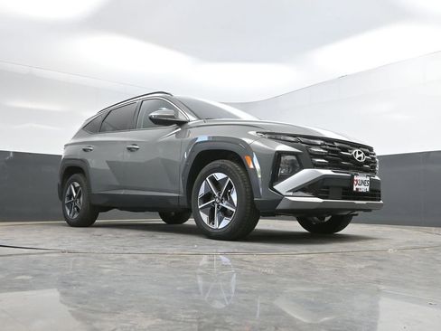 Used 2025 Hyundai Tucson SEL AWD/4WD image 34