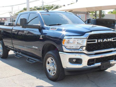 Used 2019 RAM 2500 Tradesman AWD/4WD image 2
