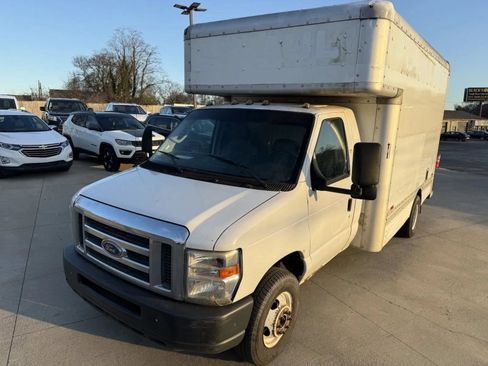 Used 2012 Ford E-450 and Econoline 450 Super Duty RWD image 1