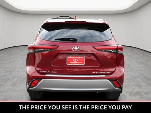 Used 2023 Toyota Highlander Platinum AWD/4WD image 5