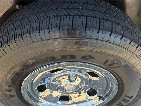 Used 2018 RAM 1500 Express AWD/4WD image 17