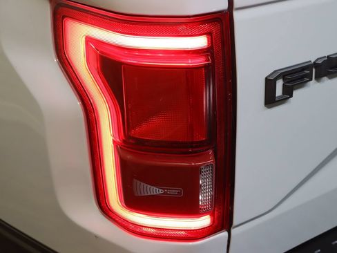 Used 2017 Ford F150 Raptor w/ Equipment Group 802A Luxury AWD/4WD image 19