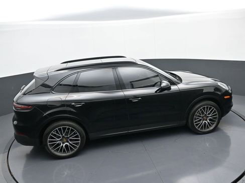 Used 2023 Porsche Cayenne image 36