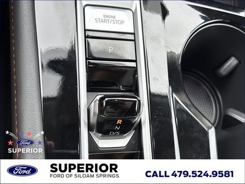 Used 2025 Volkswagen Atlas Peak Edition SE AWD/4WD image 44