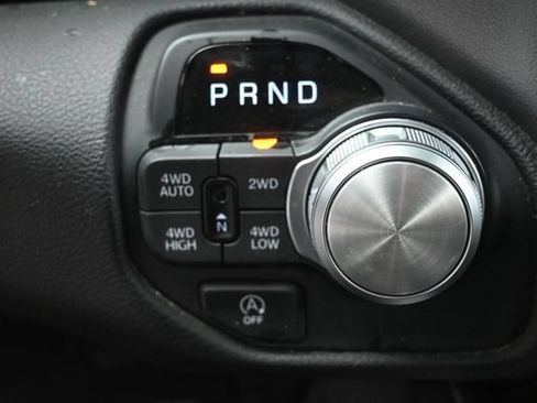 Used 2025 RAM 1500 Laramie AWD/4WD image 26