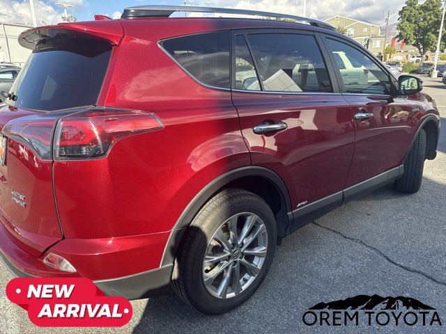 Used 2018 Toyota RAV4 Limited w/ Advanced Technology Package AWD/4WD image 19