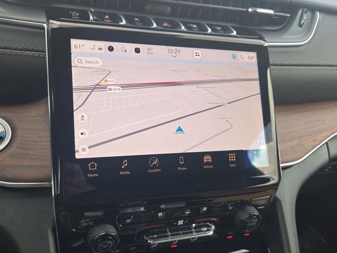 New 2025 Jeep Grand Cherokee L Summit w/ MOPAR Finishing Package image 36