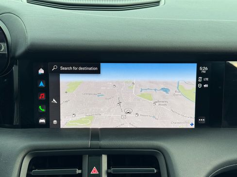 Used 2021 Porsche Taycan image 26