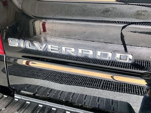 Used 2021 Chevrolet Silverado 1500 Custom RWD image 31