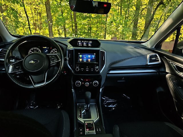 Certified 2023 Subaru Forester Premium AWD/4WD image 18