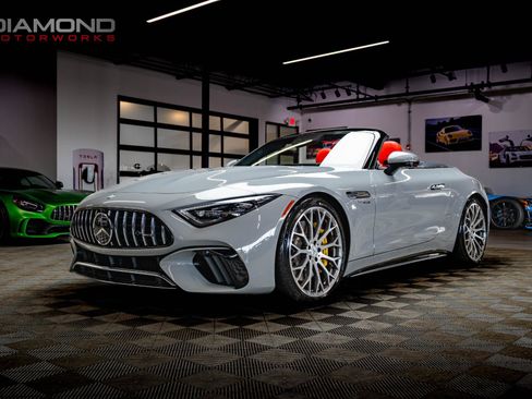 Used 2023 Mercedes-Benz SL 63 AMG 4MATIC image 11