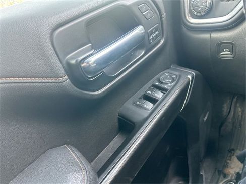 Used 2022 GMC Sierra 1500 AT4 w/ AT4 Premium Package image 16
