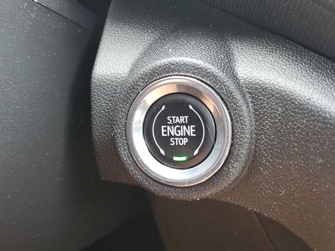 Used 2023 Chevrolet TrailBlazer LT FWD image 31