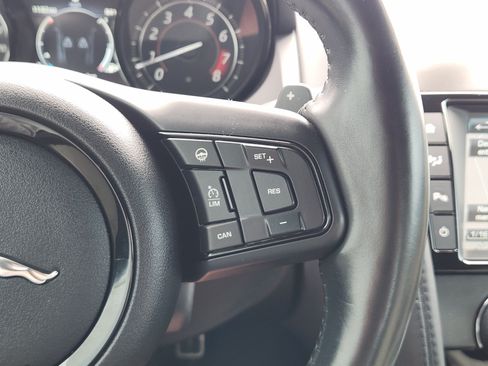 Used 2017 Jaguar F-TYPE S RWD image 16