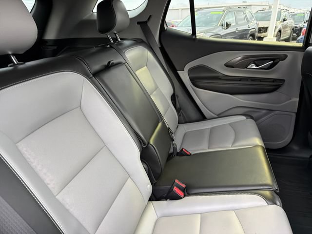 Used 2022 GMC Terrain SLT FWD image 28