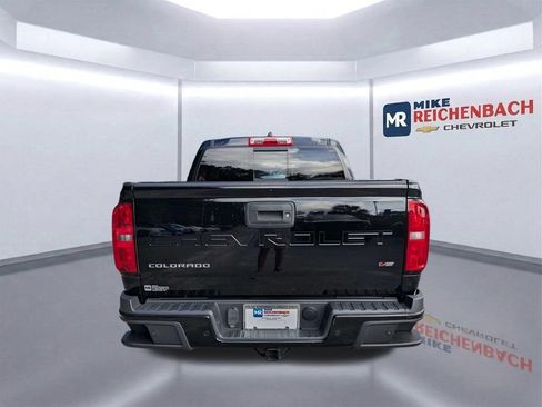Used 2022 Chevrolet Colorado Z71 RWD image 5