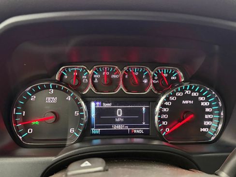 Used 2017 GMC Sierra 1500 SLE w/ SLE Value Package AWD/4WD image 14