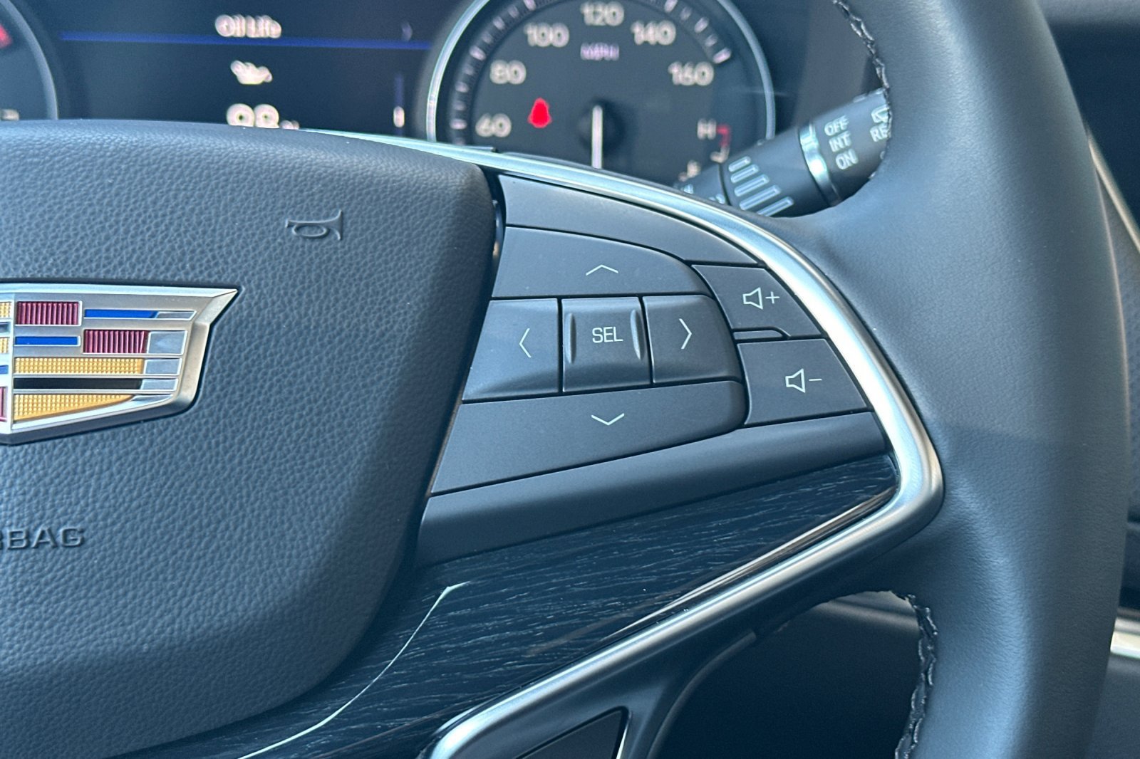 Used 2026 Cadillac XT5 Premium Luxury FWD image 33