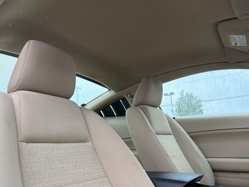 Used 2005 Ford Mustang Premium RWD image 18