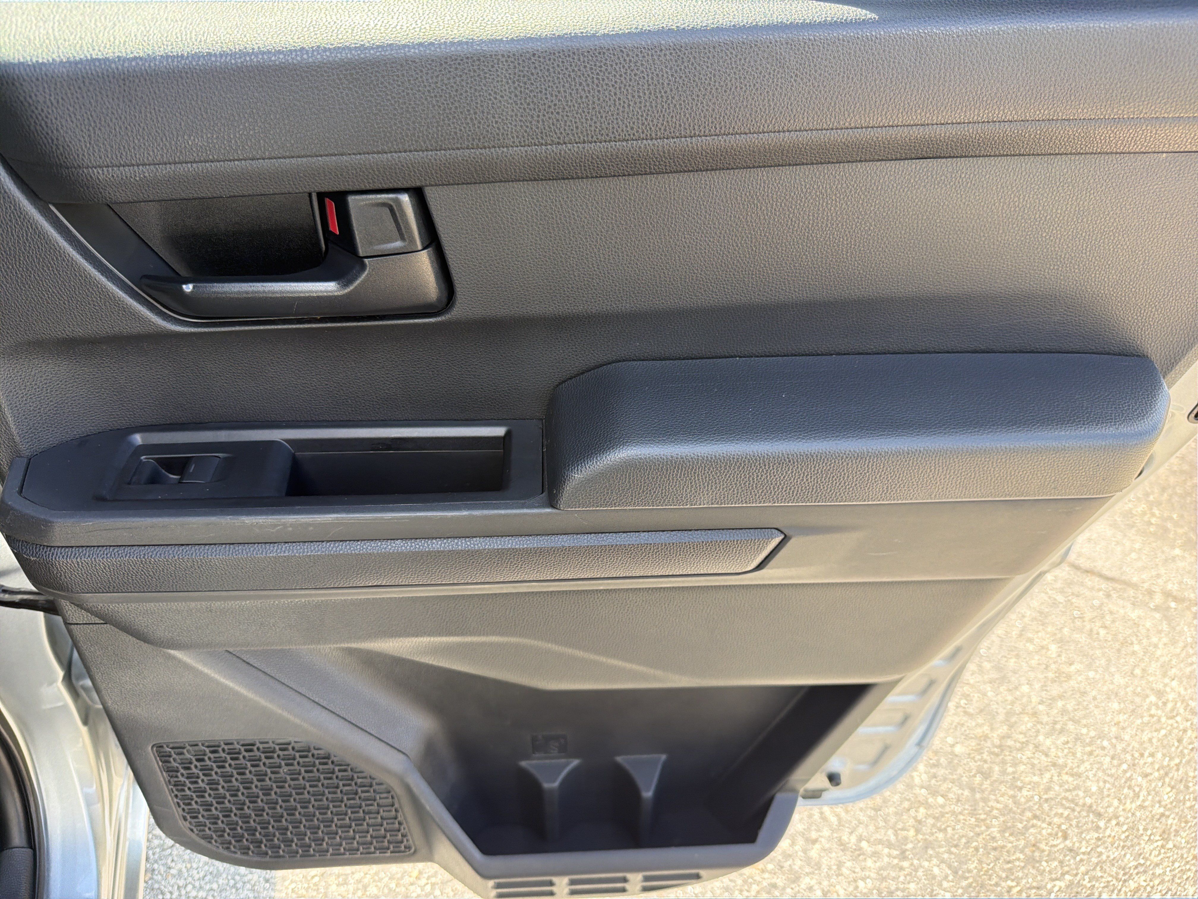 Certified 2025 Toyota Tacoma SR5 AWD/4WD image 27