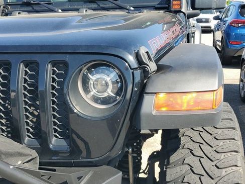 Certified 2021 Jeep Gladiator Rubicon AWD/4WD image 4