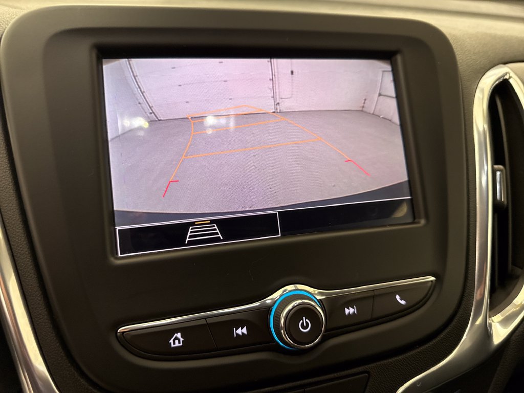 Used 2024 Chevrolet Equinox LT AWD/4WD image 21