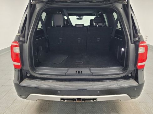 Used 2018 Ford Expedition Max XLT w/ Equipment Group 202A RWD image 29