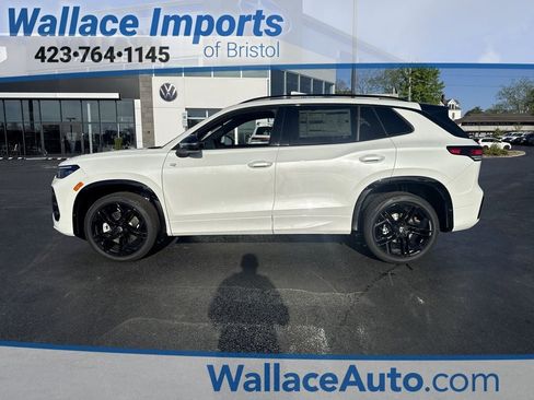 New 2026 Volkswagen Tiguan SE R-Line AWD/4WD image 1