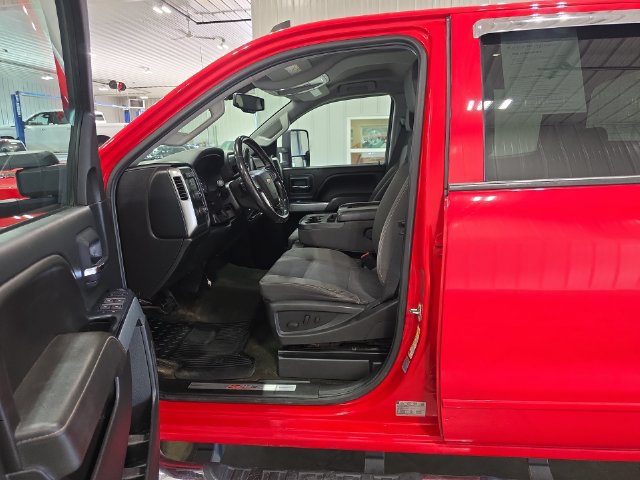 Used 2017 Chevrolet Silverado 3500 LT w/ LT Convenience Package AWD/4WD image 22