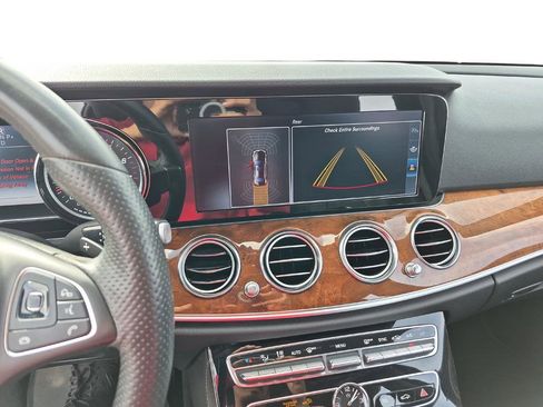 Used 2017 Mercedes-Benz E 300 E 300 w/ Premium 1 Package image 23