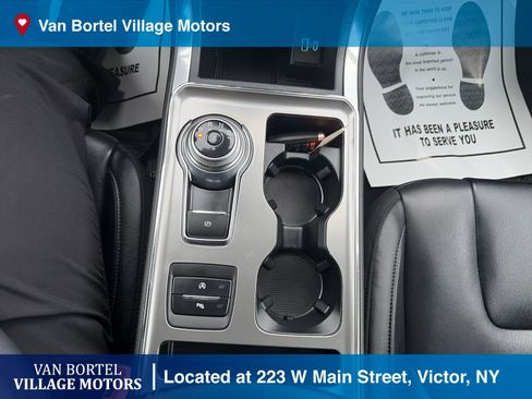 Used 2022 Ford Edge Titanium image 20
