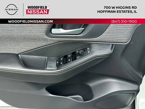 Used 2021 Nissan Rogue SV AWD/4WD image 18