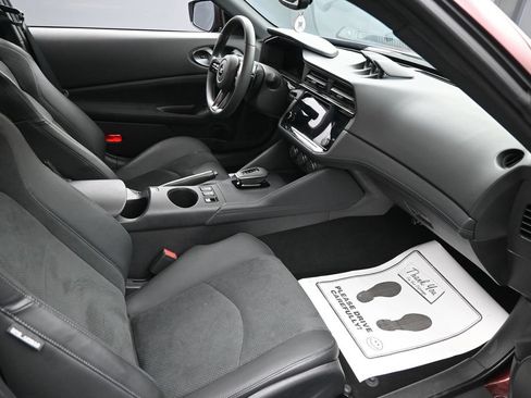 Used 2025 Nissan Z Performance w/ Floor Mat Package RWD image 28
