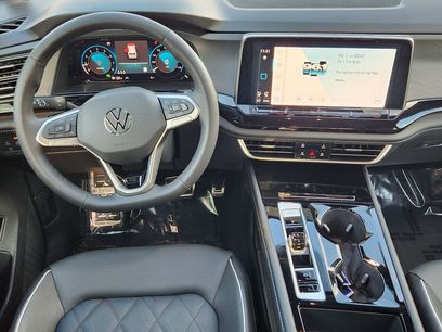 New 2026 Volkswagen Atlas Cross Sport SEL Premium R-Line