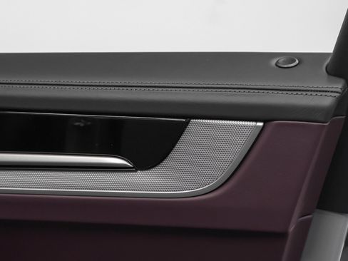 Used 2025 Porsche Cayenne E-Hybrid image 25