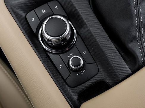 Used 2025 MAZDA MX-5 Miata RF Grand Touring image 51