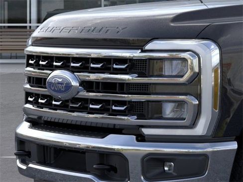 New 2025 Ford F350 Lariat w/ Chrome Package image 39