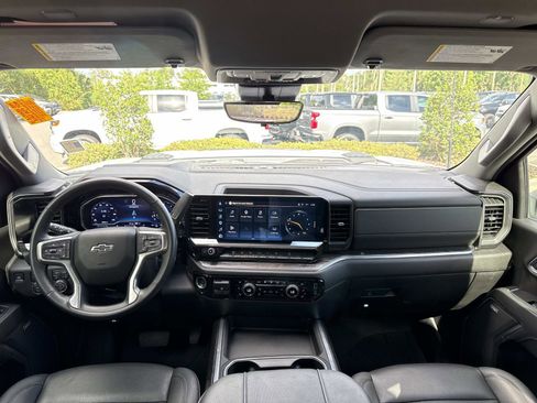 Used 2025 Chevrolet Silverado 2500 LTZ w/ Trail Boss Package AWD/4WD image 12