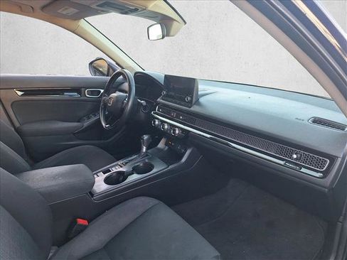 Used 2022 Honda Civic EX image 17