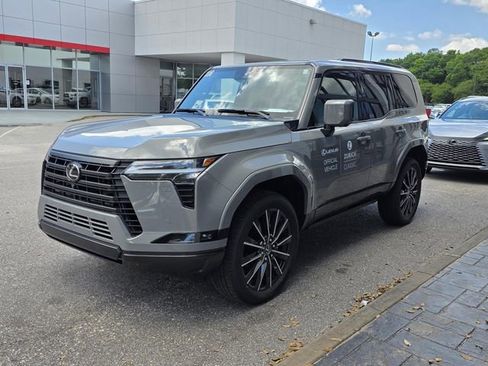 New 2026 Lexus GX 550 AWD/4WD image 1