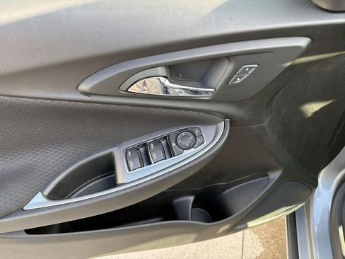 Used 2023 Chevrolet Malibu LS image 15